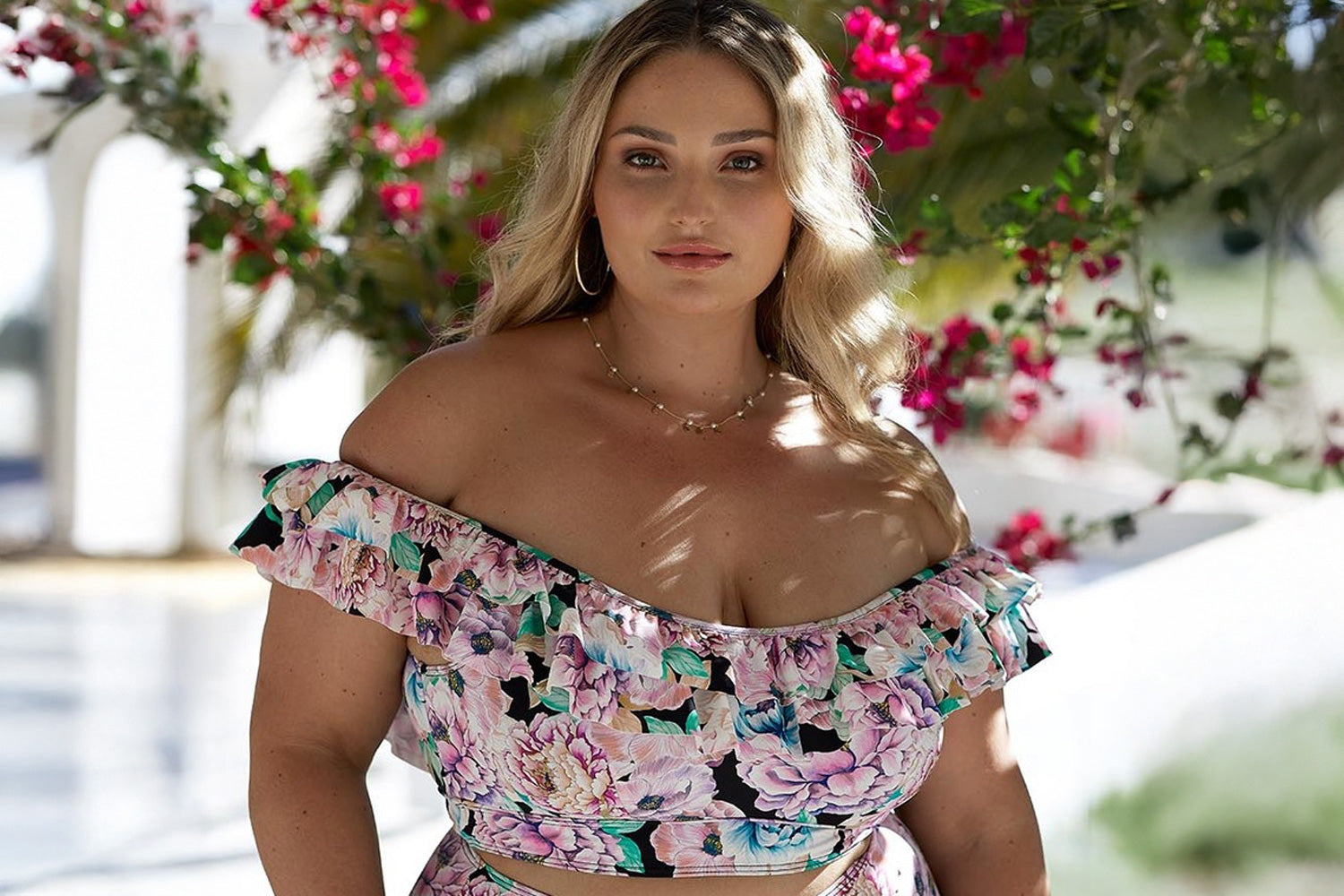 How to Find Swimwear for Big Boobs and Curves blog image