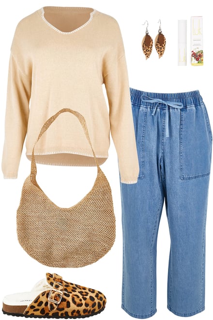 Cream Sweater With Denim Joggers
