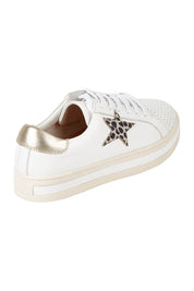 Product shot of the Pixie Leather Sneaker in colour Whitebrown (White), from the back