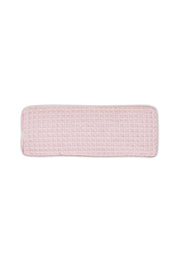 Product shot of the Waffle Eye Rest Pillow - Wafflepink in colour Wafflepink, from the front