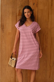 Model Genericm wearing size sample of the Zena T-Shirt Dress – Pinkchoc in colour Pinkchoc, from the front