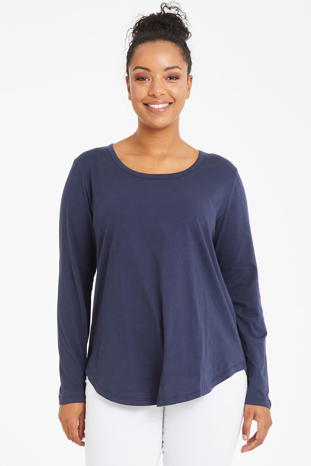 Model Noli wearing size 14 of the Megan Long Sleeve Top in colour Newnavy (Blue), from the front, cropped image