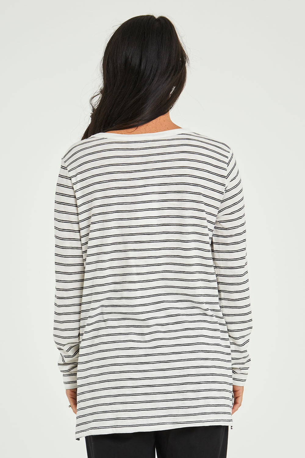 Model Katie wearing size 10 of the Bonnie Long Sleeve Top in colour Whiteblack (White), from the back