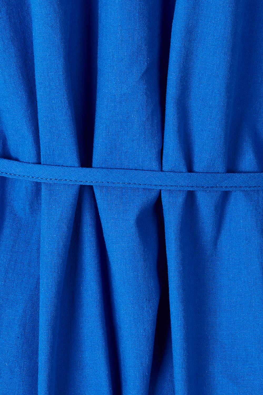 Product shot of the Jada Dress in colour Irisblue (Blue), detail