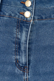 Product shot of the Alessi Crop Jean in colour Trueblue (Blue), detail