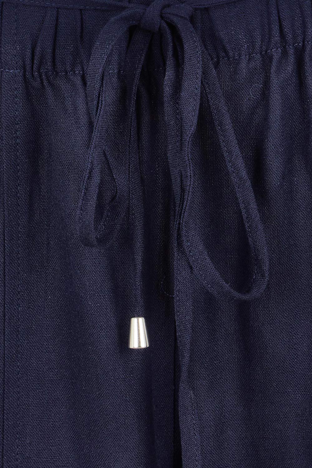 Product shot of the Tamara Pant in colour Darkblue (Blue), detail