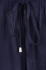 Product shot of the Tamara Pant in colour Darkblue (Blue), detail