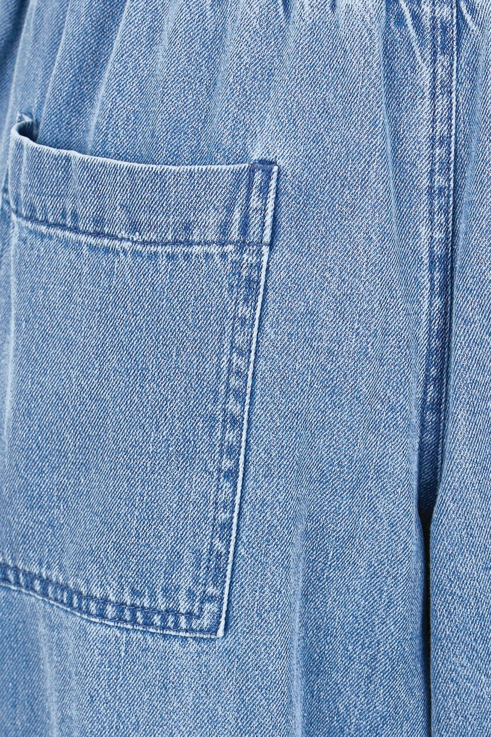 Product shot of the Quinn Cotton Jogger – Bluemed in colour Bluemed, showing detail