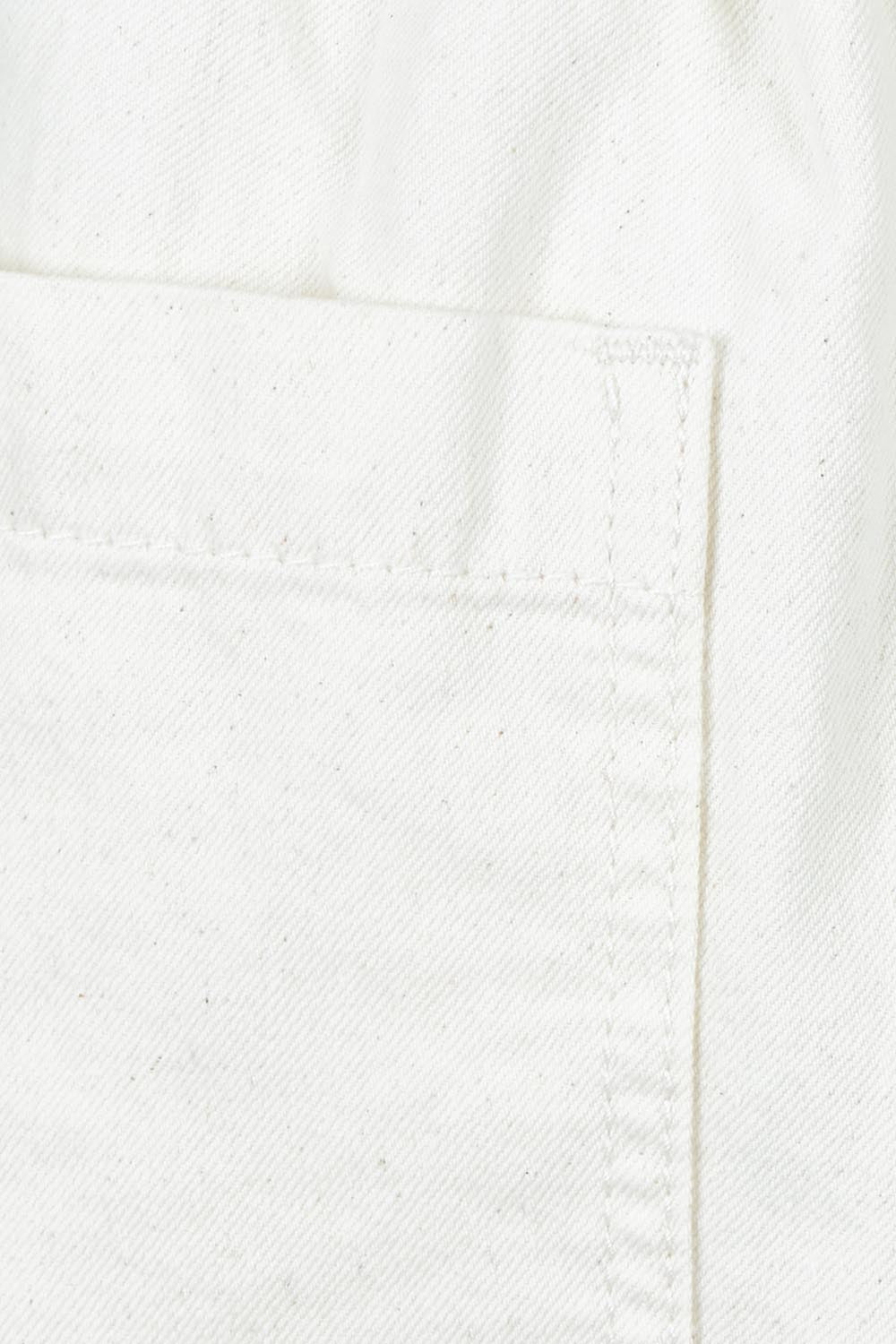 Product shot of the Quinn Cotton Jogger in colour White (White), detail