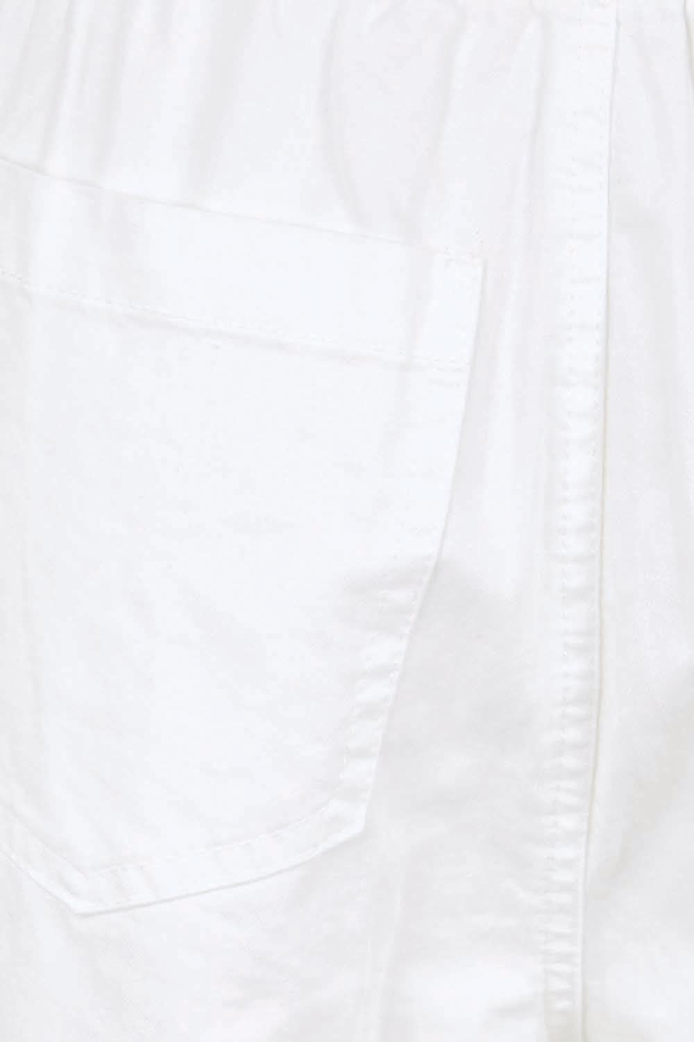 Product shot of the Saffra Relax Leg Jean – White in colour White, showing detail