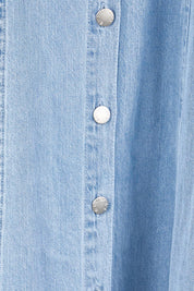 Product shot of the Willow Denim Dress – Medwash in colour Medwash, showing detail