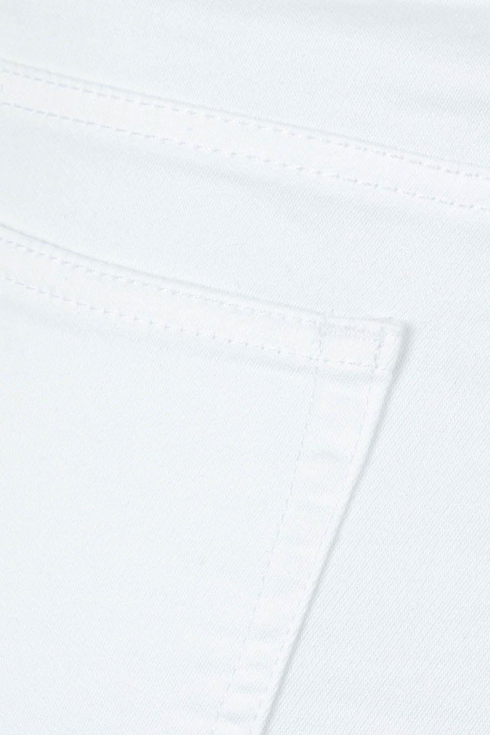 Product shot of the Bonnie Bermuda Denim Short in colour White (White), detail