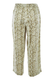 Product shot of The Print Pull On Pant in colour Khaki (Green), from the back