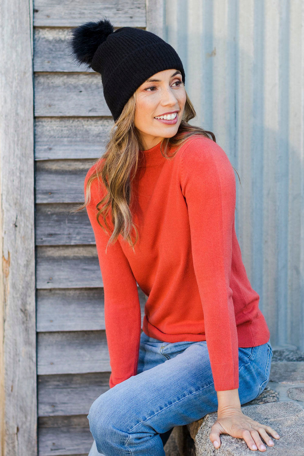 Model Amanda wearing size S of The Essential Soft Jumper in colour Ginger, from the front, showing the whole outfit