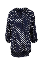 Product shot of The Perfect Relaxed Fit Shirt in colour Navyspot (Blue), from the front