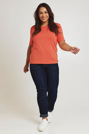 Model Ashleighf wearing size 16 of the The Keepers Cotton Tee – Sunset in colour Sunset, from the front
