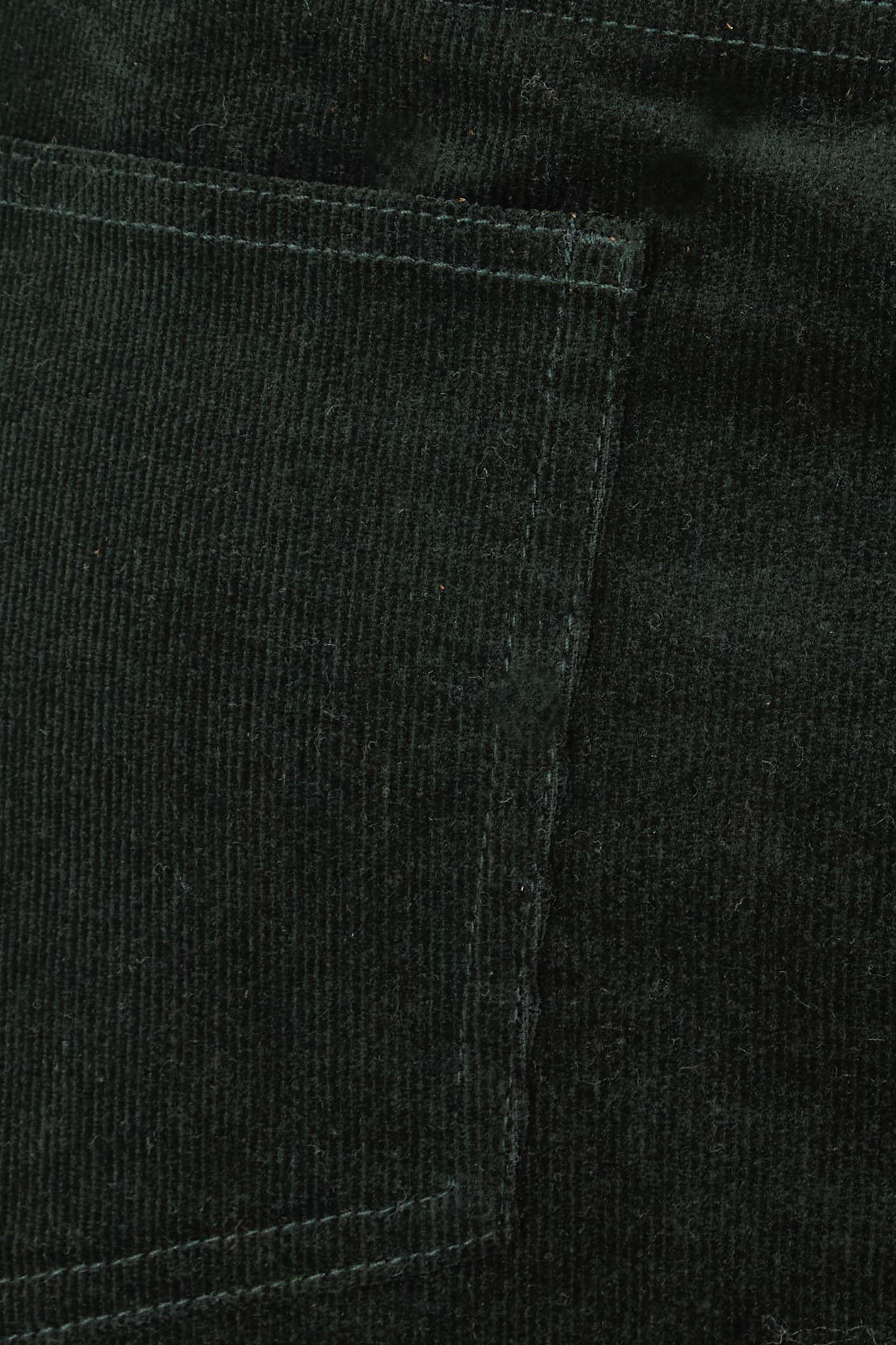 Product shot of The 5 Pocket Cord Midi Skirt in colour Deepforest (Green), detail