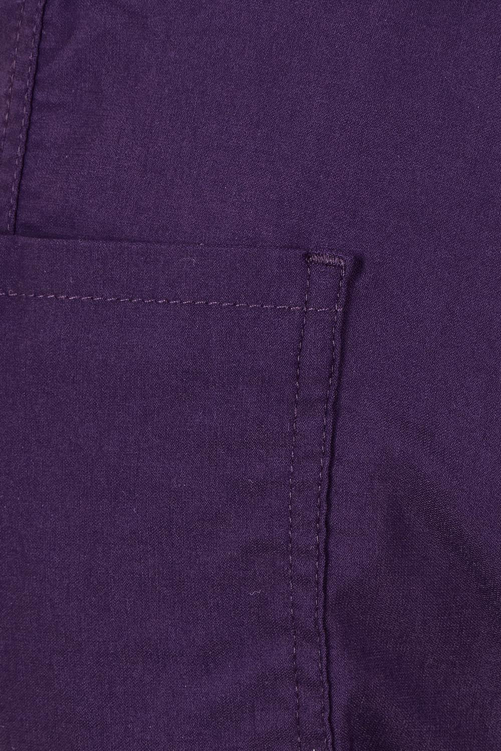 Product shot of The Everyday Cropped Cargo Pant in colour Grape (Purple), detail