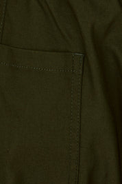Product shot of The Everyday Full Length Cargo Pant in colour Olive (Green), detail