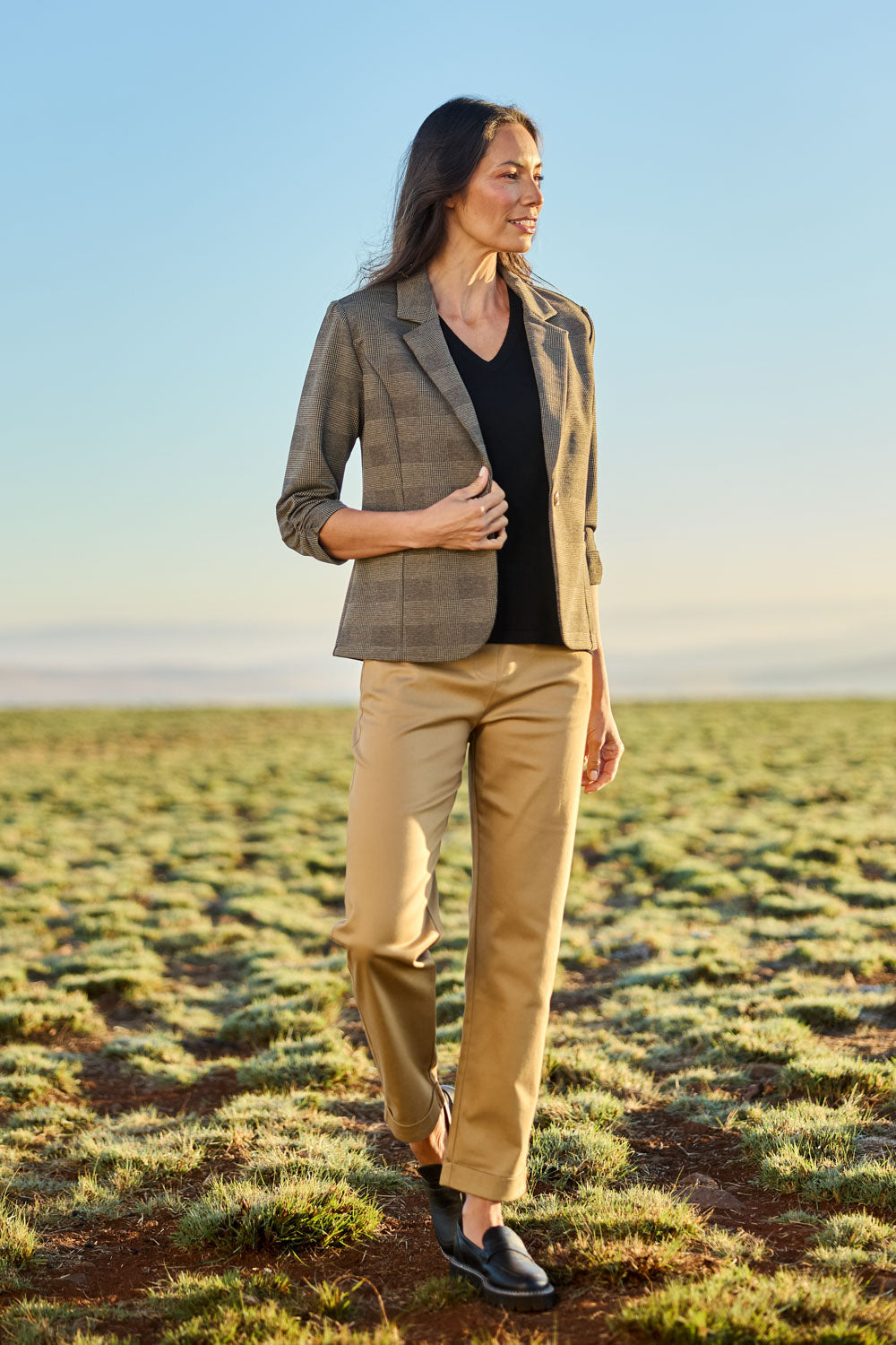 Model Amanda wearing size 10 of The Keepers Houndstooth Blazer in colour Camelblack (Black), from the front, showing the whole outfit