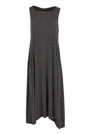 Product shot of The Easy Wear Print Maxi Dress in colour Blackspot (Black), from the front
