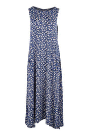 Product shot of the The Easy Wear Print Maxi Dress – Bluefleur in colour Bluefleur, from the front