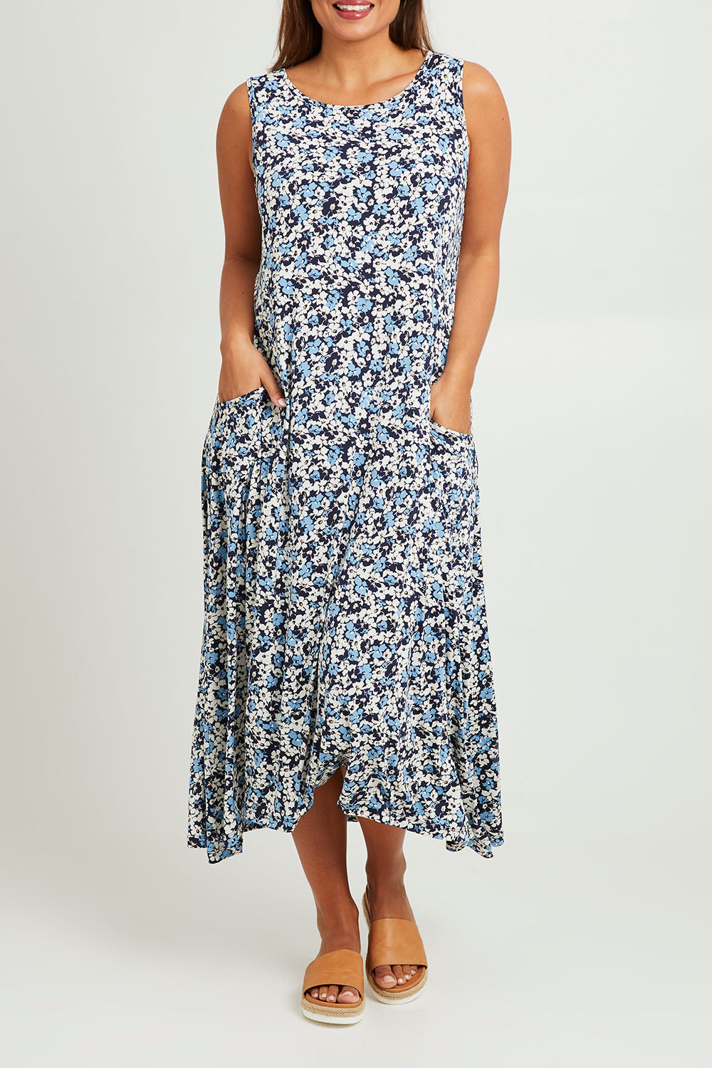 Model Monique wearing size 14 of The Easy Wear Print Maxi Dress in colour Bluefloral (Blue), from the front, cropped image