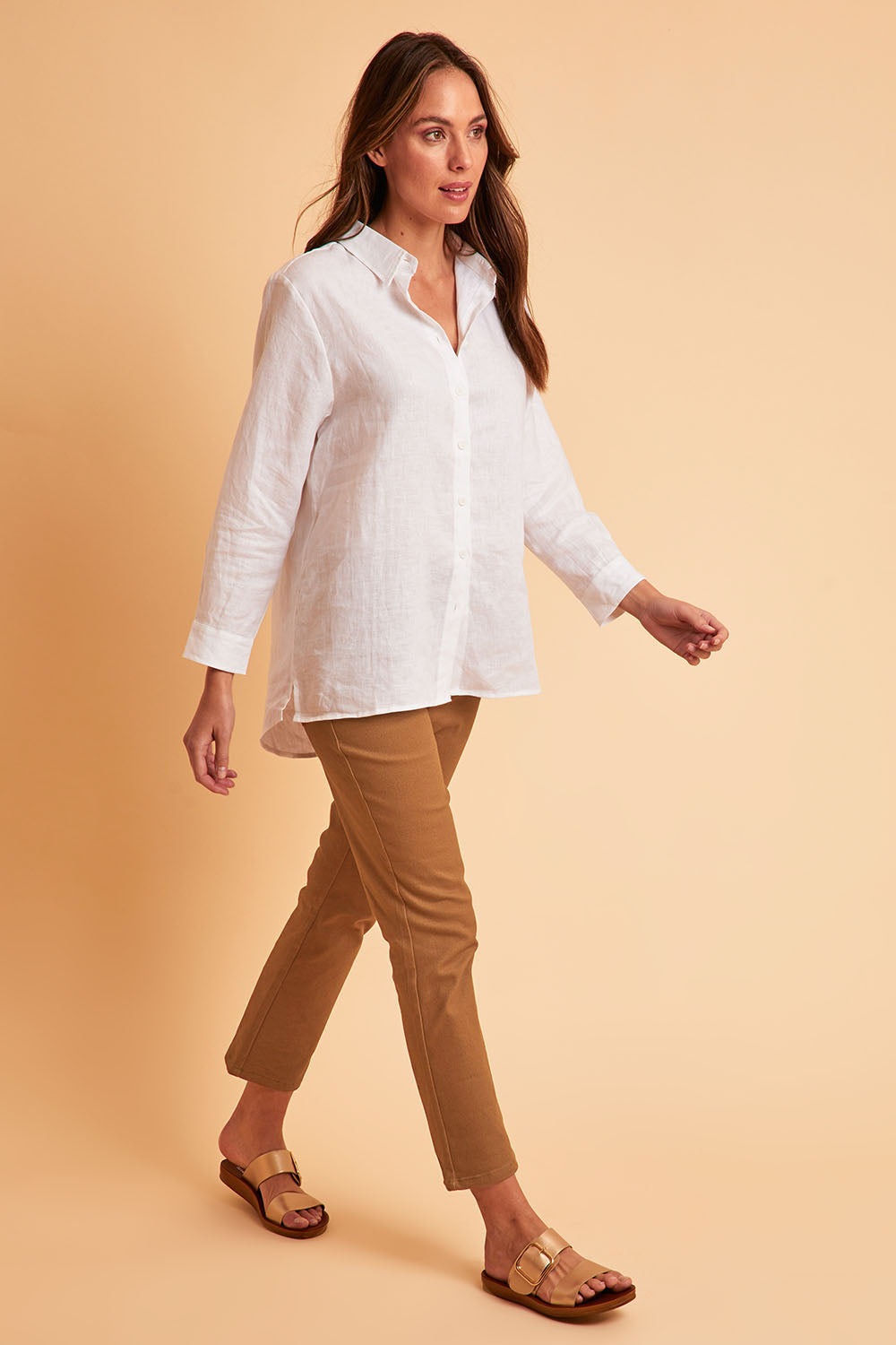Model Madeline wearing size 10 of The 7/8 Pull On Coloured Jean in colour Tobacco, from the front, showing the whole outfit