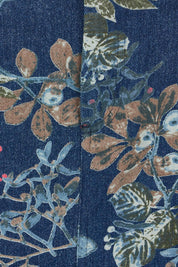 Product shot of The 5 Pocket Printed Midi Skirt in colour Winterblue (Blue), detail