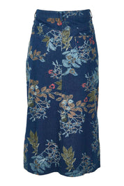 Product shot of The 5 Pocket Printed Midi Skirt in colour Winterblue (Blue), from the front