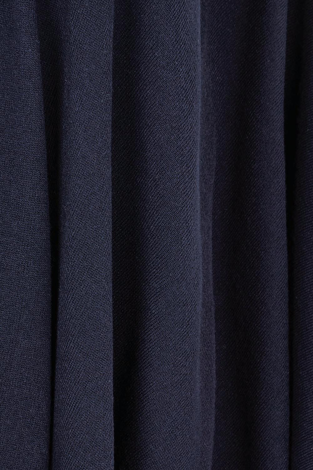 Product shot of The Every Season Poncho in colour Darknavy (Blue), detail
