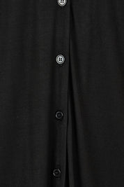 Product shot of The Pack & Go Luxe Bamboo Button Up Dress with Pockets in colour Black (Black), detail