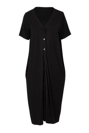 Product shot of The Pack & Go Luxe Bamboo Button Up Dress with Pockets in colour Black (Black), from the front