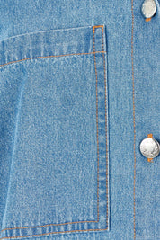 Product shot of The S/S Chambray Shacket Dress With Pockets in colour Lightdenim (Blue), detail