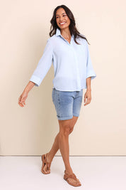 Model Amandam wearing size 10 of the The Easy Wear Shirt  - Chambray in colour Chambray, from the front