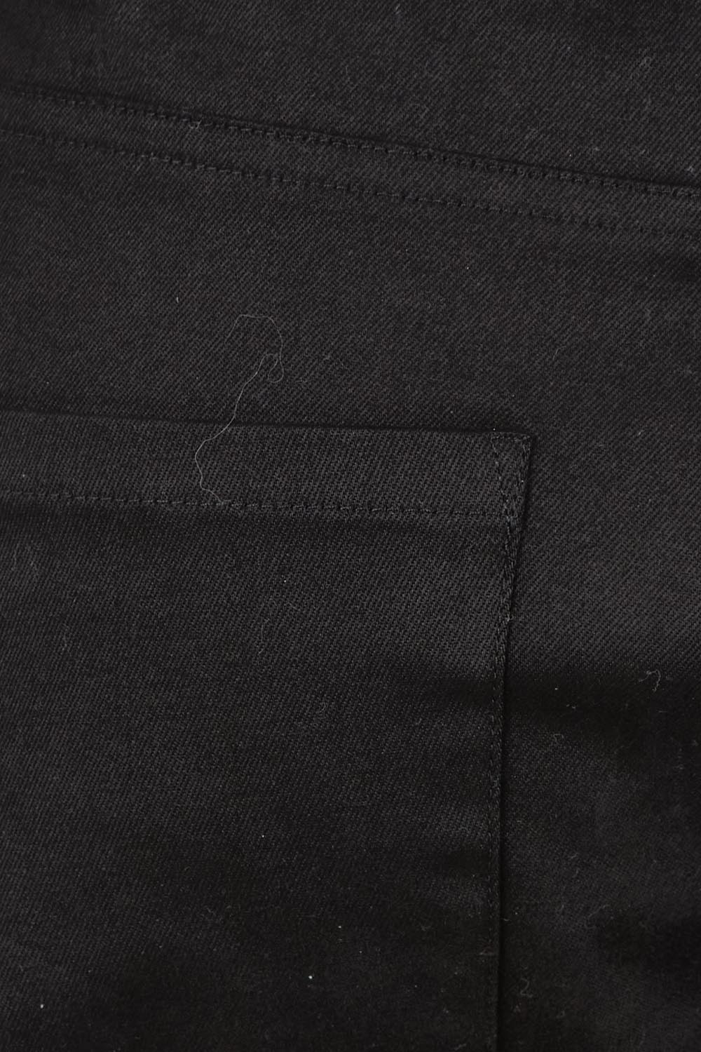 Product shot of The Teachers Pant With Pockets in colour Honorblack (Black), detail