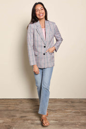Model Amandam wearing size 10 of the The Summer Check Blazer – Greypink in colour Greypink, from the front