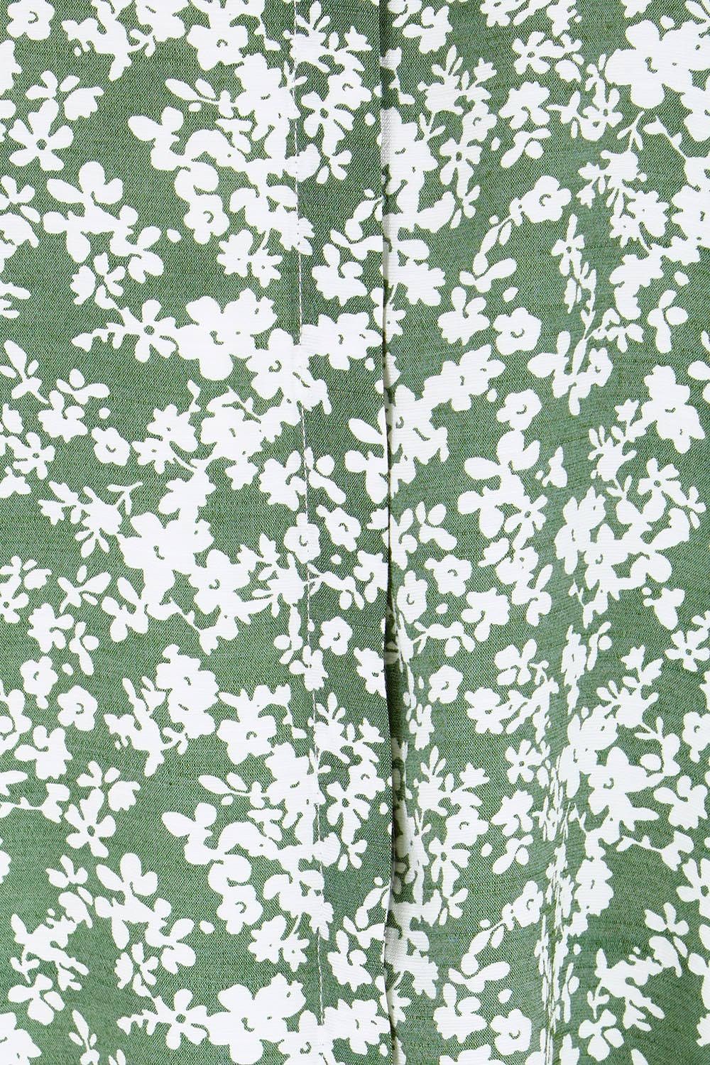 Product shot of the The Every Wear Shirt  - Greenwhite in colour Greenwhite, showing detail