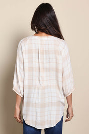 Model Amandam wearing size 10 of the The Every Wear Shirt – Ivorysand in colour Ivorysand, from the back