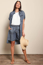 Model Amandam wearing size 10 of the The Luxe Lyocell Pull On Shorts – Indigo in colour Indigo, from the front