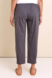The Lightweight Cotton Blend Pintuck Hem Pant – Gravel