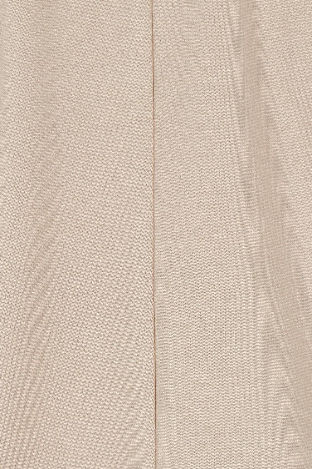 Product shot of The Ponte Blazer in colour Nougat, detail