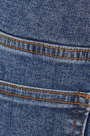 Product shot of The Mid Rise Skinny Jean in colour Washdenim (Blue), detail