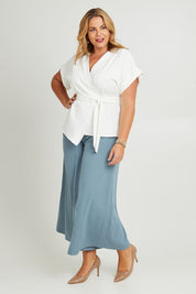 Model Fiona wearing size 16 of The Kimono Top in colour Ivory (White), from the front, showing the whole outfit