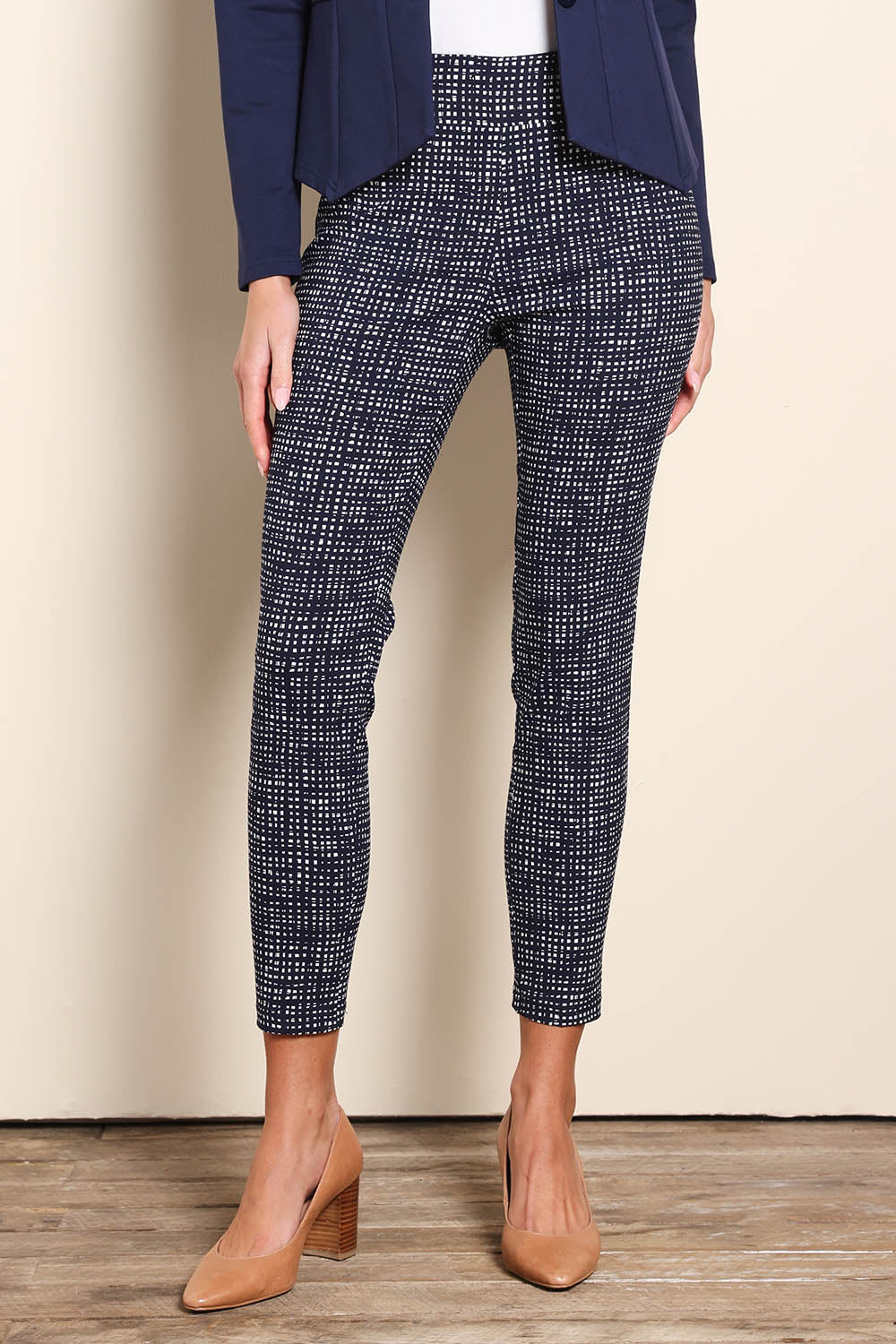 Model Madelinec wearing size 10 of the The Printed Stretch Pull On Pant – Matrix in colour Matrix, in a cropped view