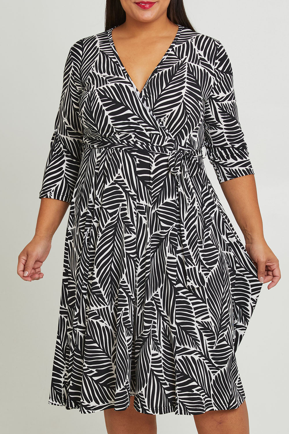 Preloved The 3/4 Sleeve Printed Jersey Dress - Leaf