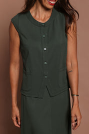 Model Amanda wearing size 10 of The Ponte Button Through Top in colour Forrest (Green), from the front, cropped image
