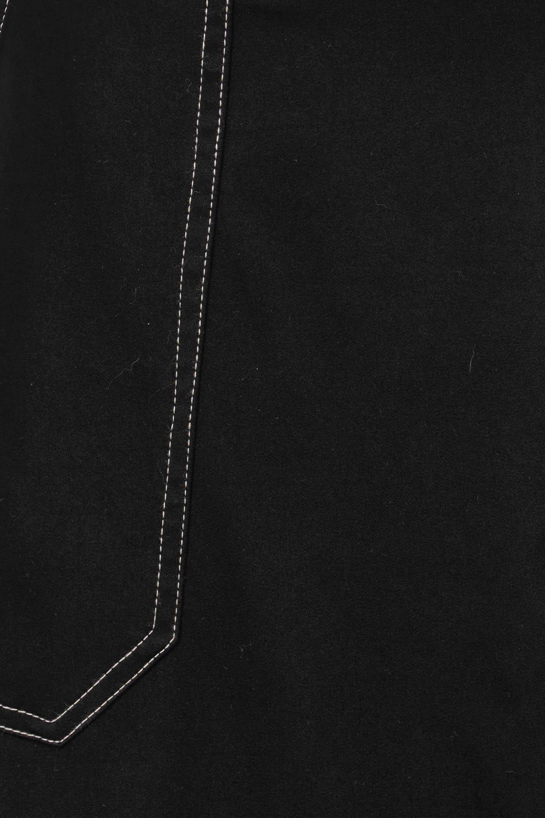 Product shot of The Contrast Stitching Stretch Skirt in colour Black (Black), detail