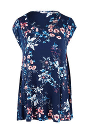 Product shot of the Belle Printed Drape Tee in colour Floral (Blue), from the front