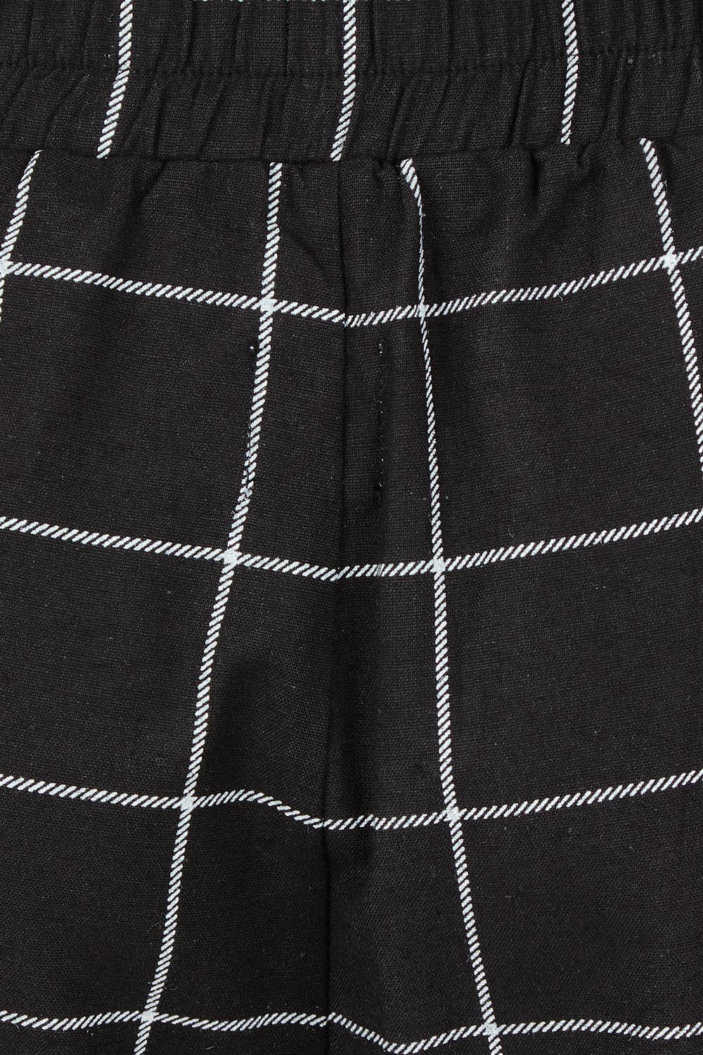 Product shot of the Belle Printed Cotton Wide Leg Pant in colour Blackwhite (Black), detail